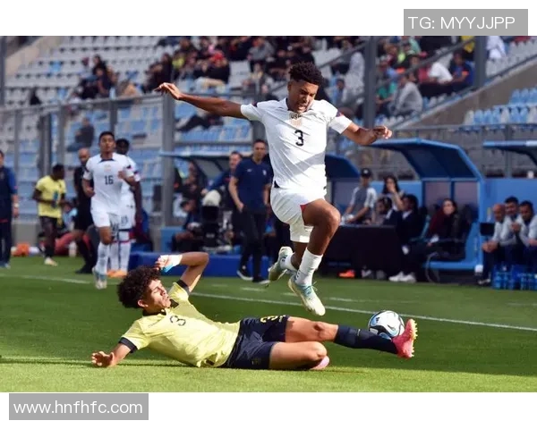 U20美国队迎战厄瓜多尔队全力争胜展现青春风采 U20美国队迎战厄瓜多尔队全力争胜展现青春风采