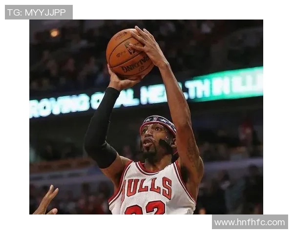 杰登艾维的篮球之路：从新秀到明星的成长历程与挑战