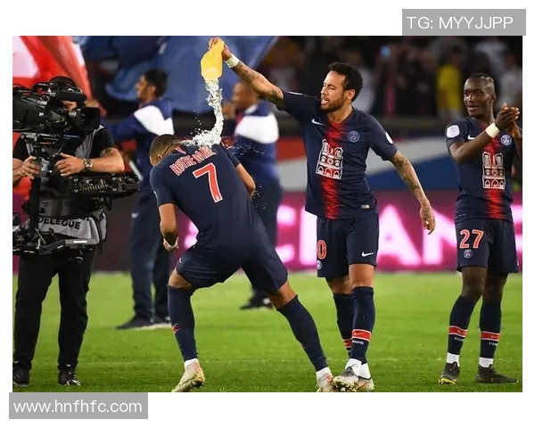 尤文图斯与里昂精彩对决录播回顾分析与赛后点评