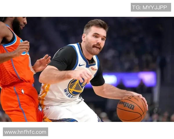 11月23日雷霆与勇士激战正酣谁能在这场对决中笑到最后